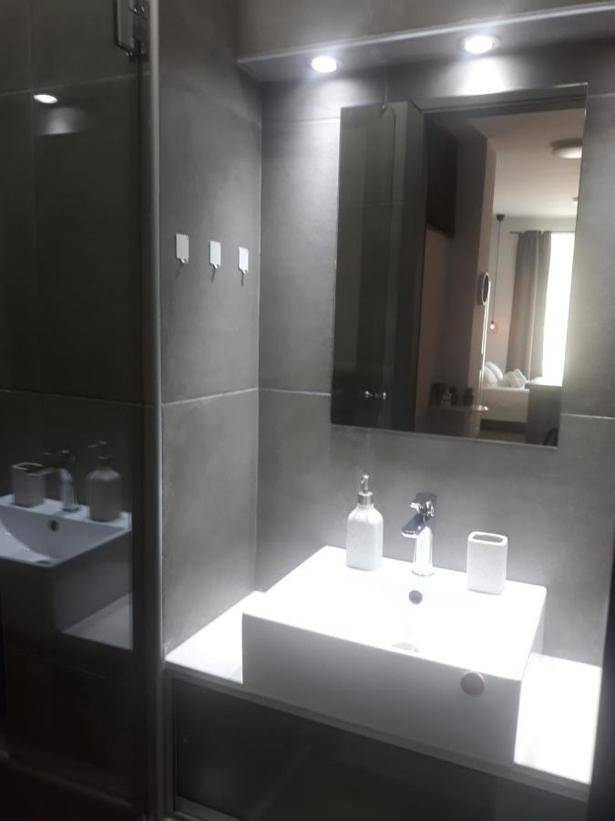 Central Studio อายิโอสนิโกลาโอส ภายนอก รูปภาพ